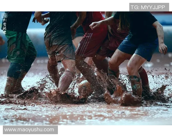 足球明星们的孤独感与奋斗历程背后的心声与思考 足球明星们的孤独感与奋斗历程背后的心声与思考