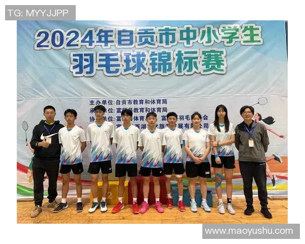 深圳羽毛球队在世界锦标赛中的团队协作表现分析与点评 深圳羽毛球队在世界锦标赛中的团队协作表现分析与点评