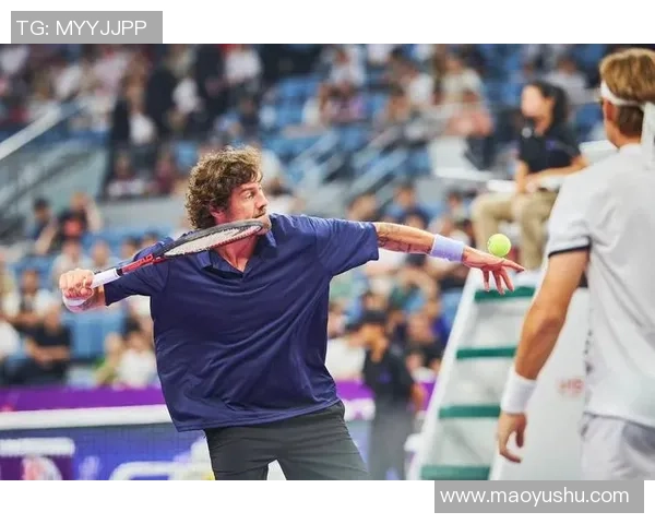 杭州网球队在世界杯中的战术意识与团队协作表现分析